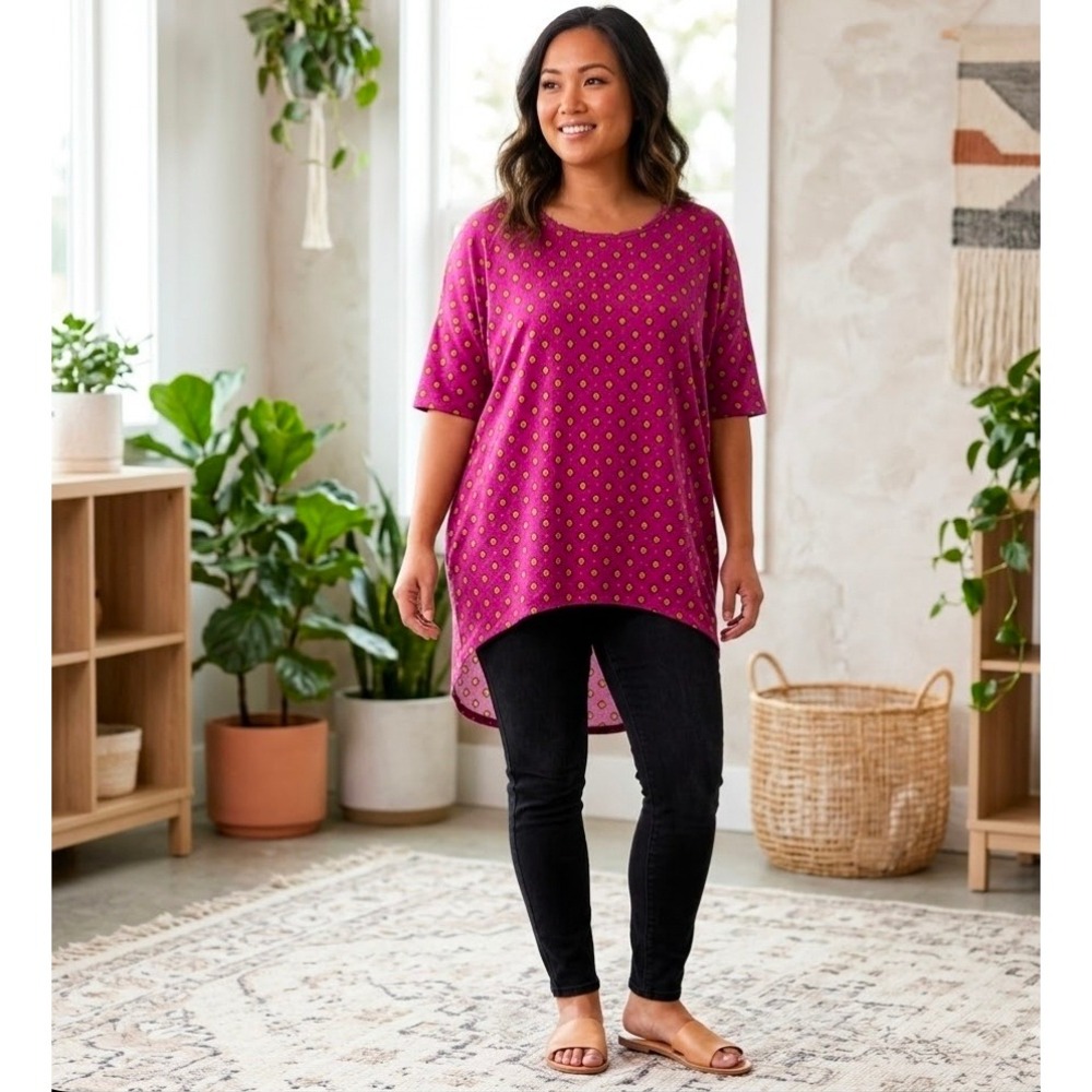 LuLaRoe Irma Tunic Top Womens Large Magenta Pink Geometric High Low Short Sleeve